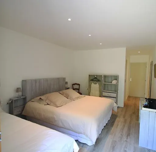 La Balade Des Marais Bed & Breakfast 3*