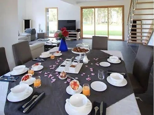 La Balade Des Marais Bed & Breakfast Saint-Molf